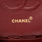 Chanel Timeless Classic handbag in black quilted leather - DETAIL 2