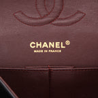 Chanel Timeless Classic handbag in black quilted leather - DETAIL 2