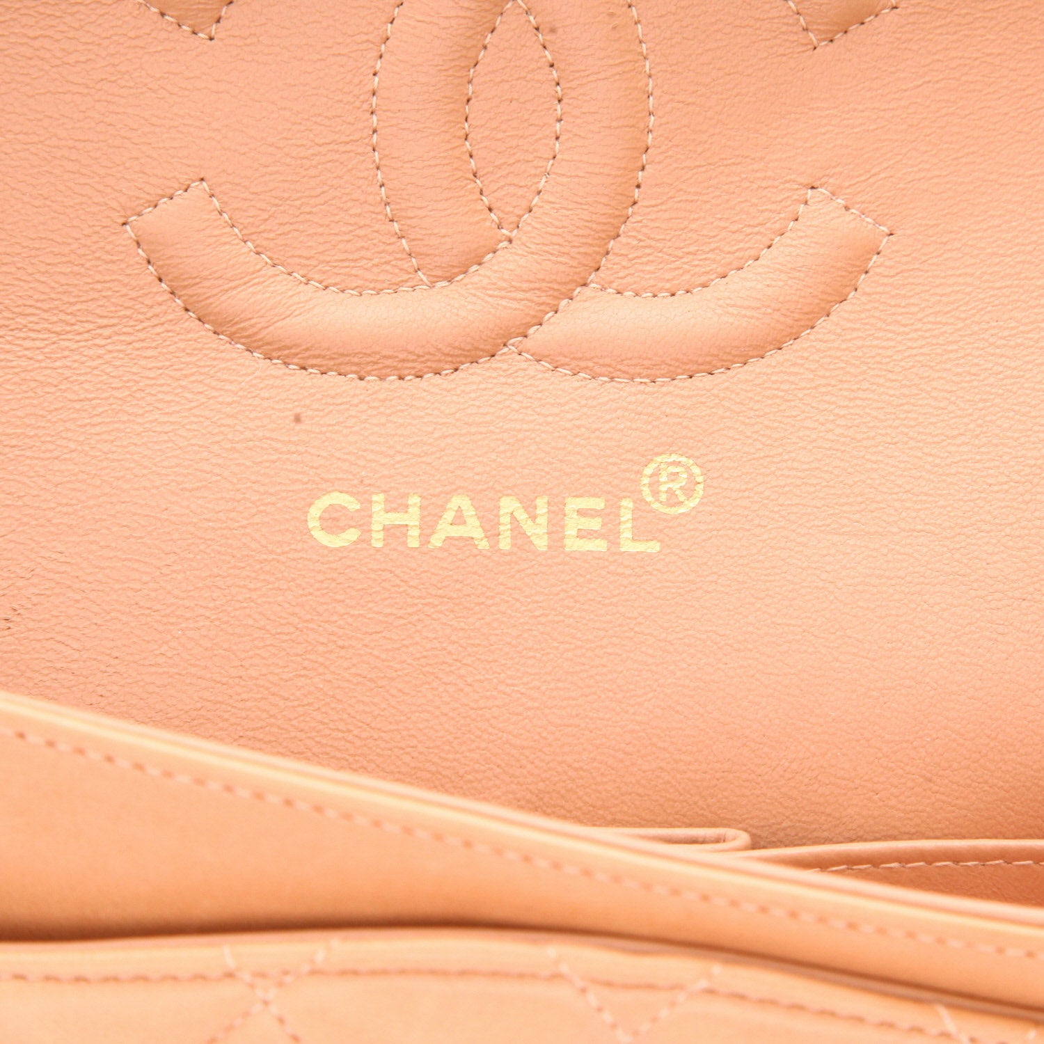 Chanel Timeless Classic handbag in pink quilted leather - DETAIL 2