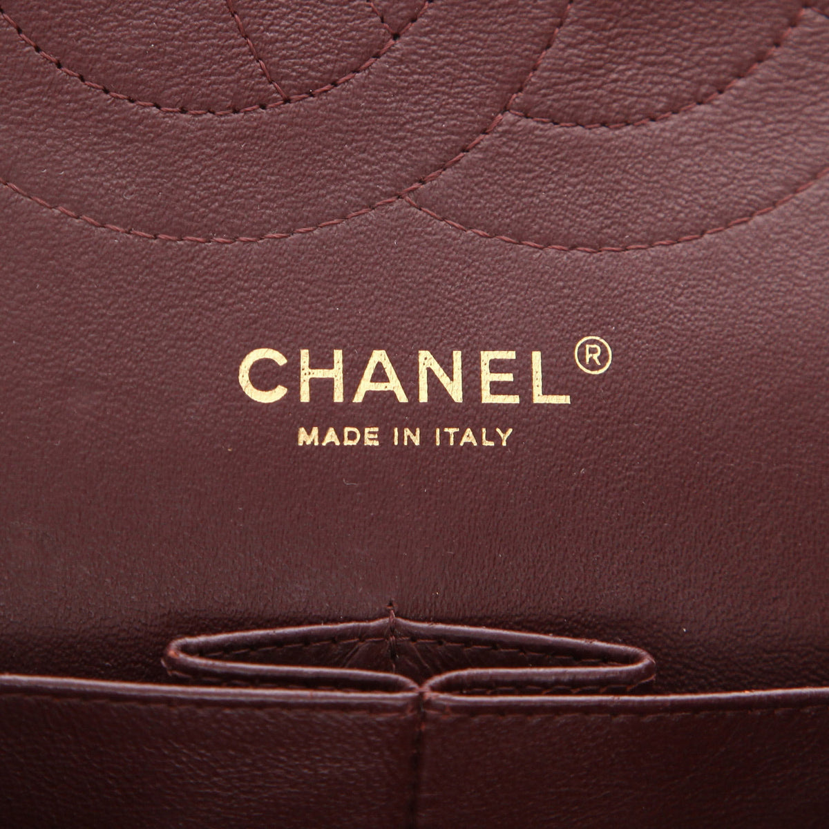 Chanel Timeless Jumbo handbag in black quilted grained leather - DETAIL 2
