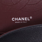 Chanel Timeless Jumbo handbag in black quilted grained leather - DETAIL 2