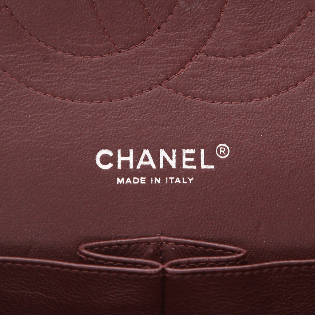 Chanel Timeless Jumbo shoulder bag in black quilted grained leather - DETAIL 2