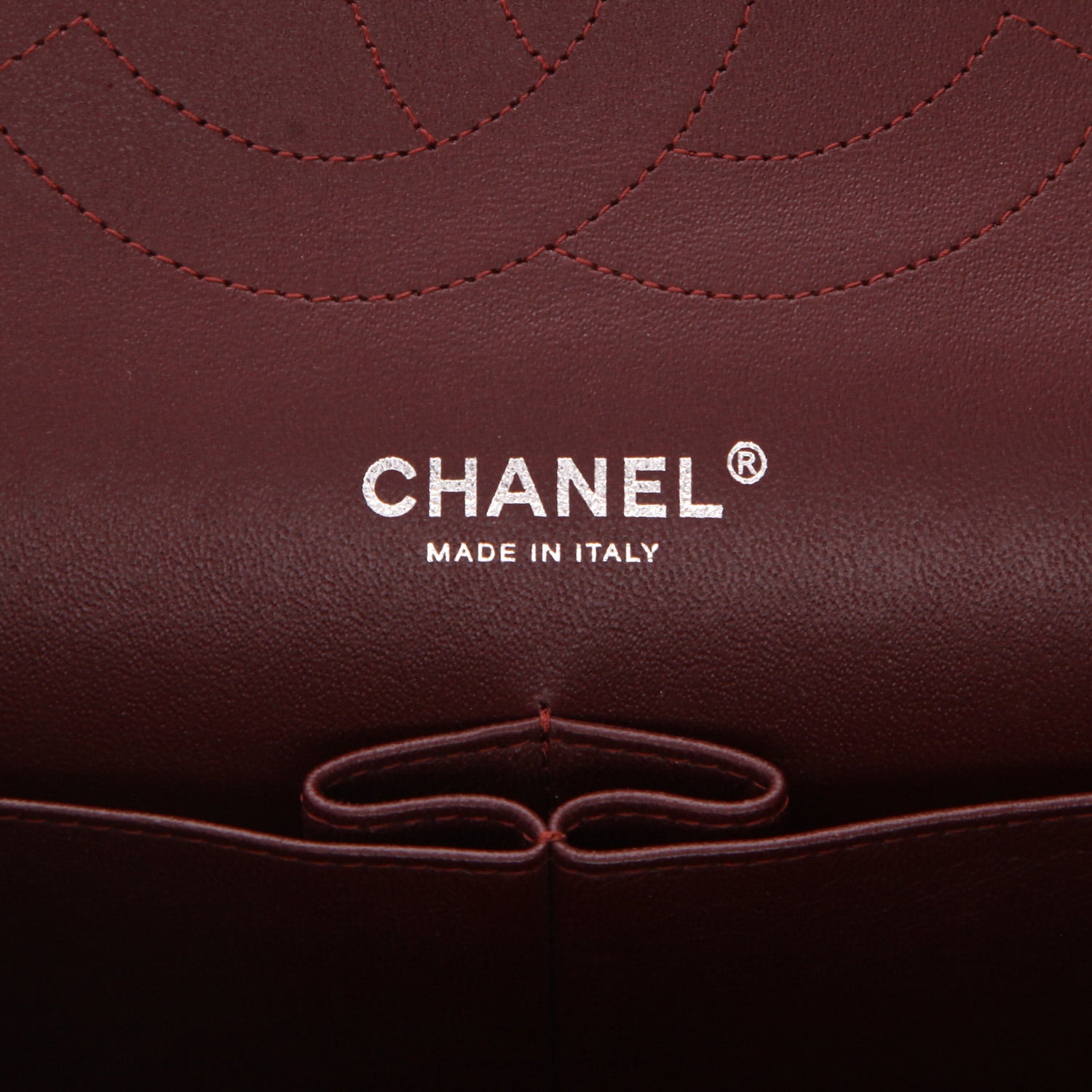 Chanel Timeless Jumbo shoulder bag in black quilted leather - DETAIL 2