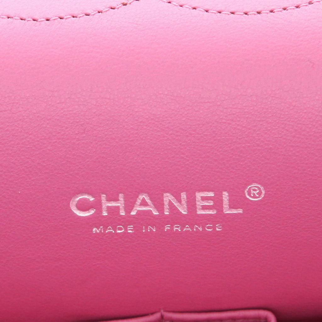 Chanel Timeless Maxi Jumbo shoulder bag in pink quilted leather - DETAIL 2