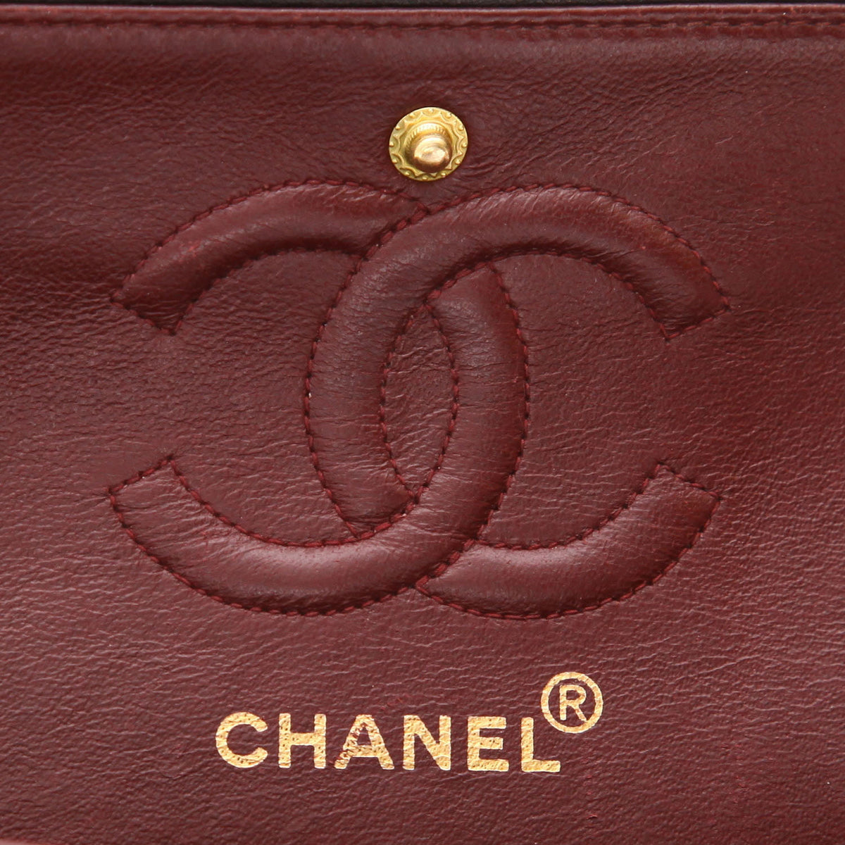 Chanel Timeless Petit handbag in brown quilted leather - DETAIL 2