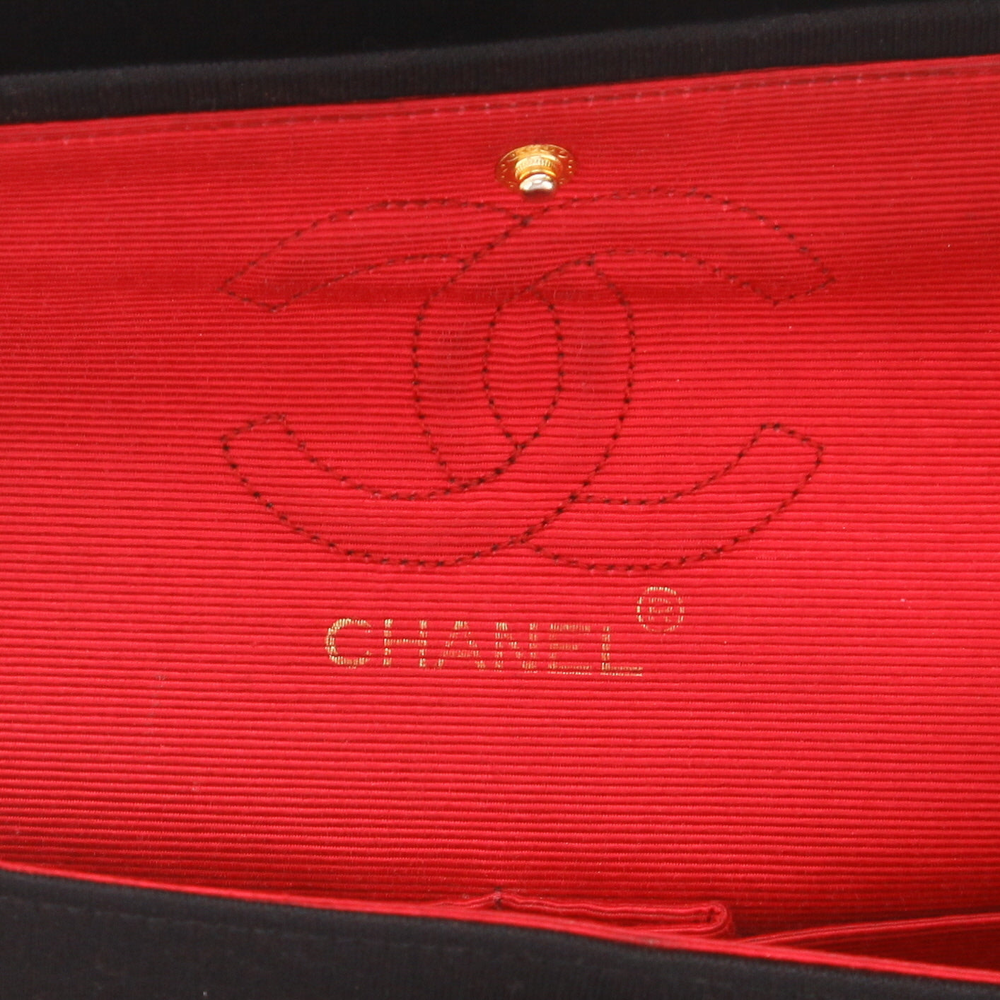 Chanel Timeless Petit shoulder bag in black jersey canvas - DETAIL 2