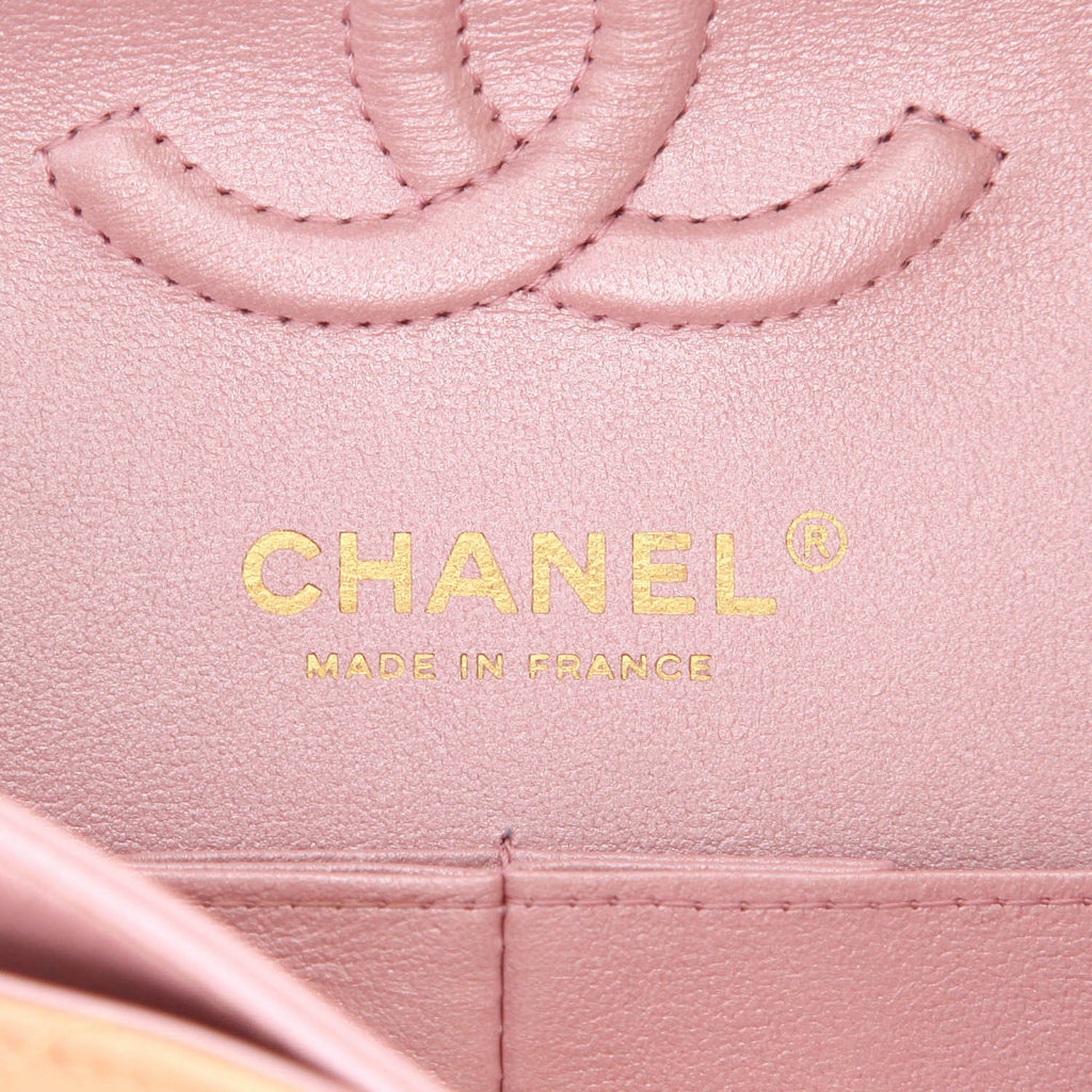 Chanel Timeless Petit shoulder bag in pink and yellow quilted leather - DETAIL 2
