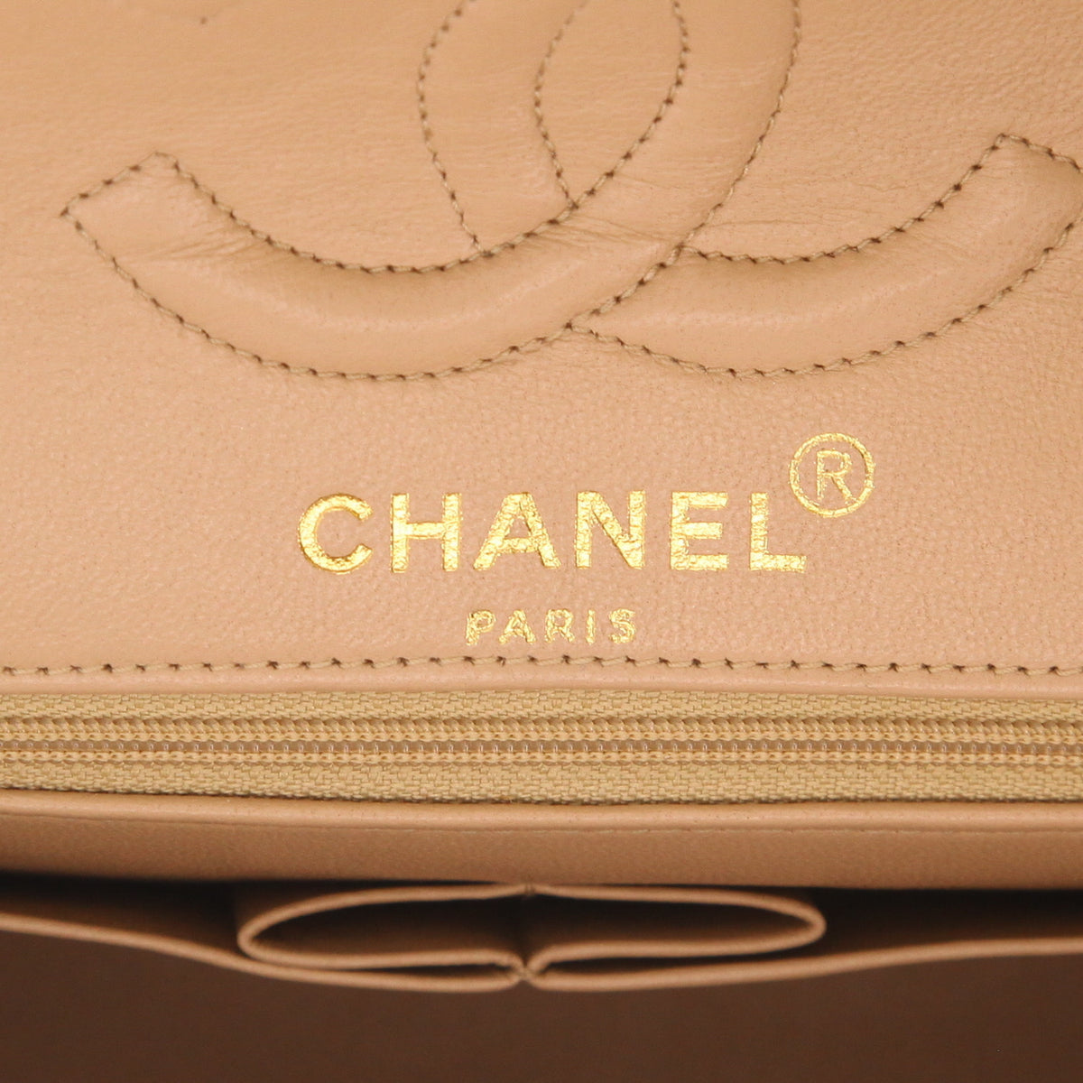 Chanel Timeless Vintage handbag in beige quilted leather - DETAIL 2