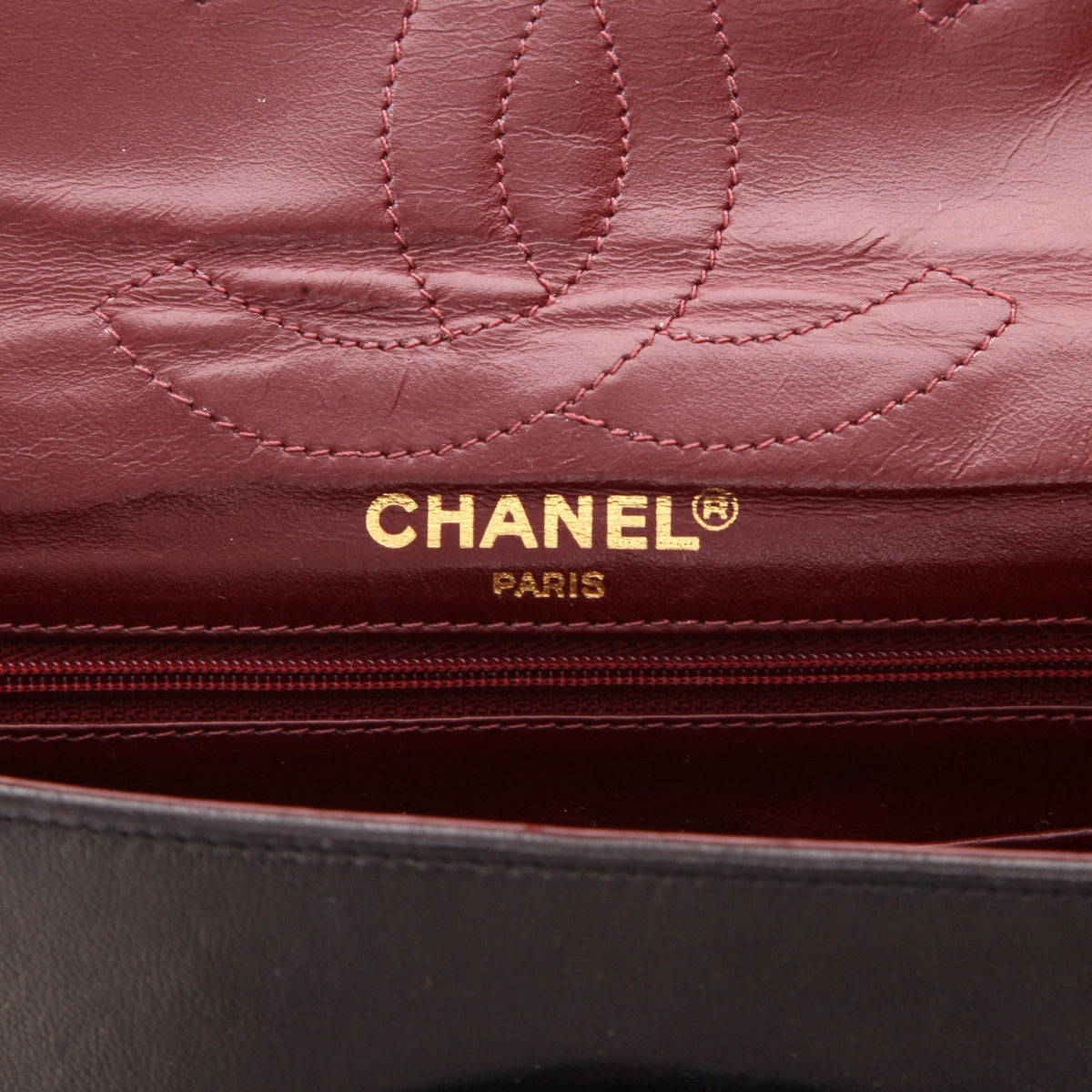 Chanel Timeless Vintage handbag in black quilted leather - DETAIL 2