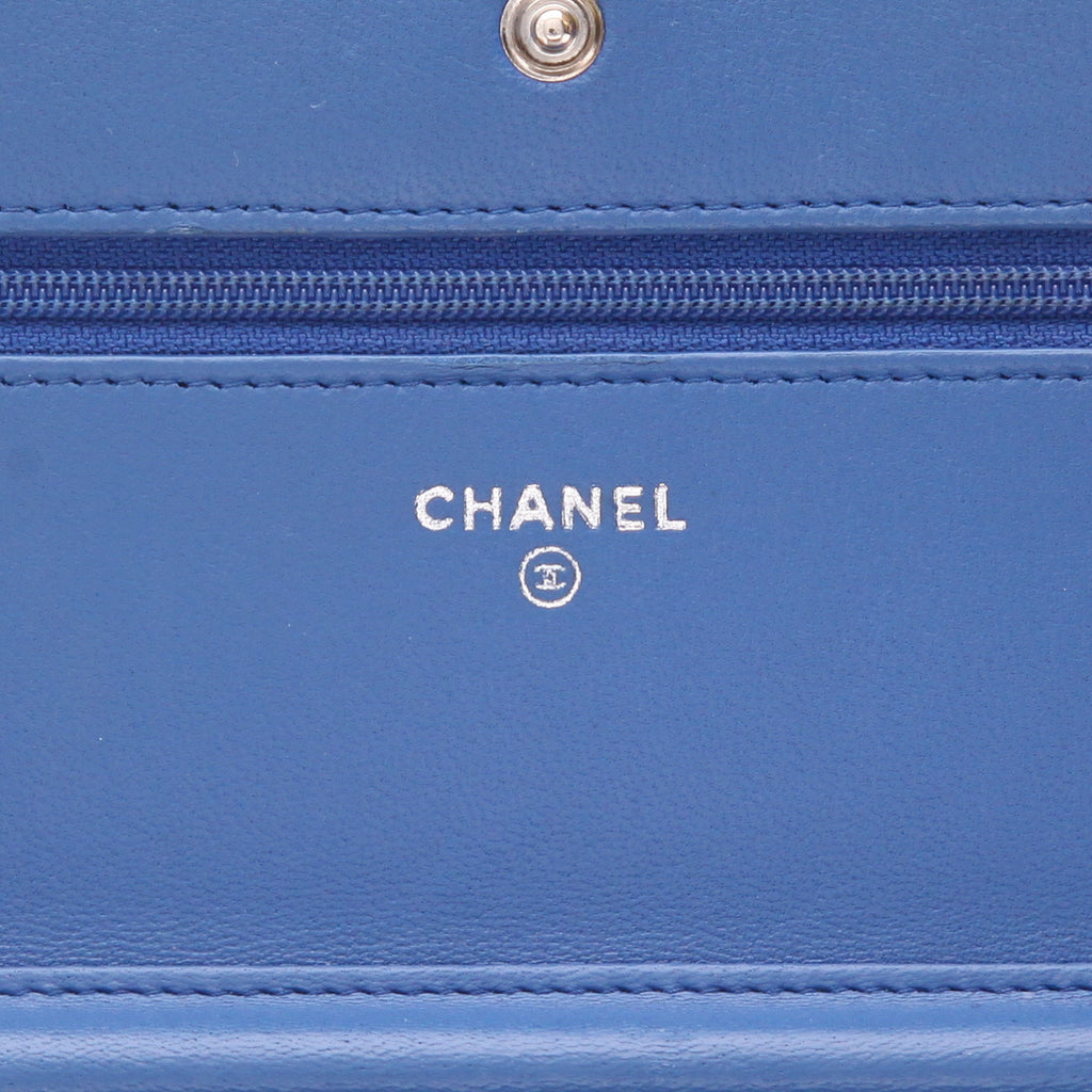 Chanel Wallet on Chain shoulder bag in blue quilted leather - DETAIL 2