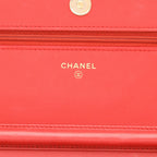 Chanel Wallet on Chain shoulder bag in red quilted leather - DETAIL 2