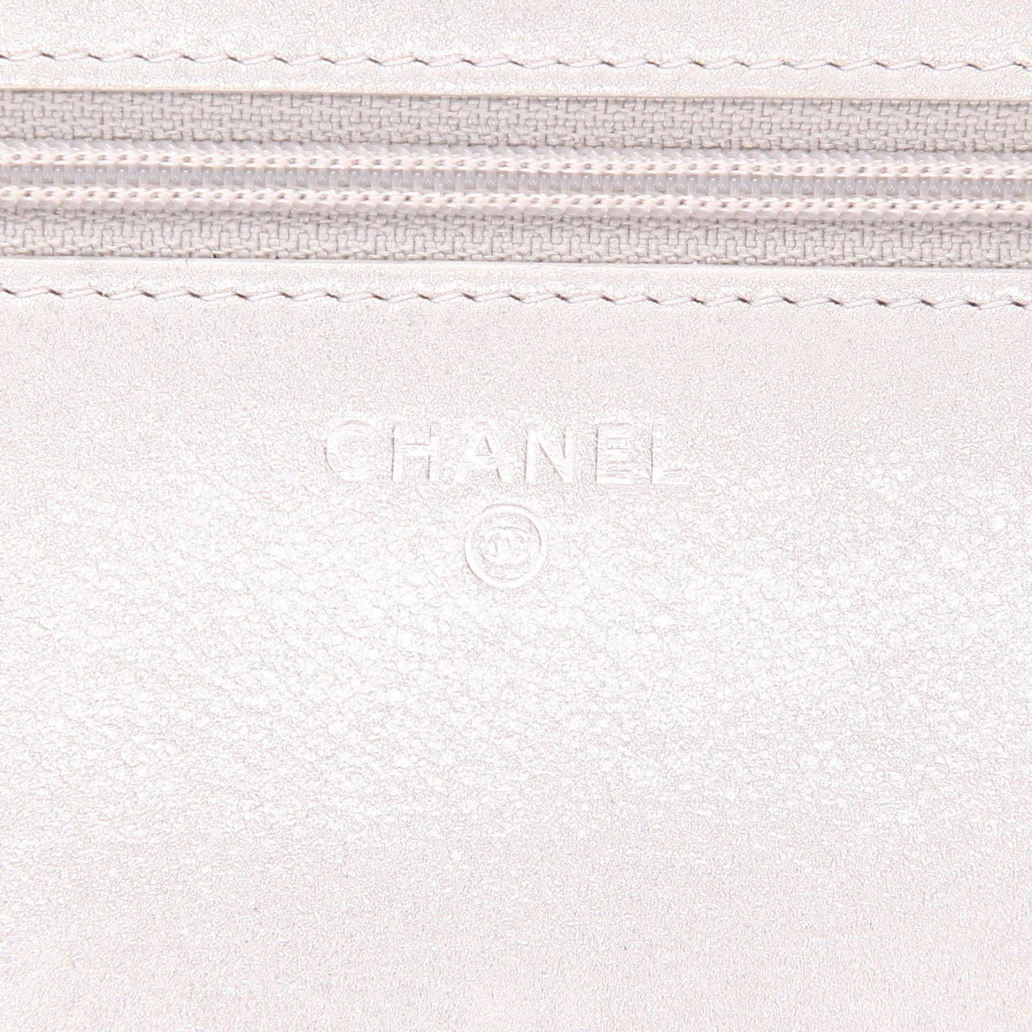 Chanel Wallet on Chain shoulder bag in black and silver leather - DETAIL 2
