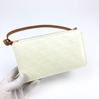 LOUIS VUITTON LEXINGTON VERNIS POCHETTE BAG