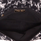Chanel 19 shoulder bag in black and grey tweed - DETAIL 3