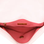 Chanel 19 shoulder bag in white quilted leather - DETAIL 3