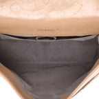 Chanel 2.55 shoulder bag in beige quilted leather - DETAIL 3