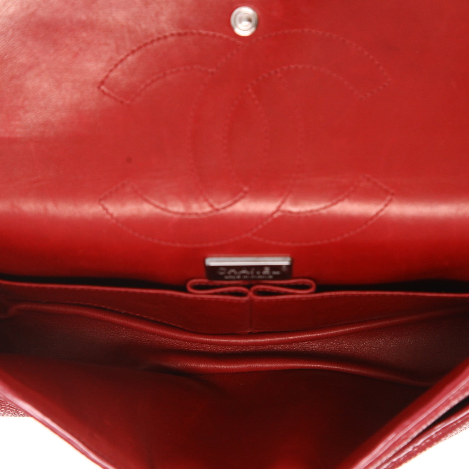 Chanel 2.55 medium model shoulder bag in red shagreen - DETAIL 3