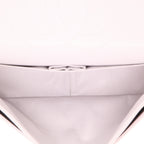 Chanel 2.55 shoulder bag in white quilted leather - DETAIL 3