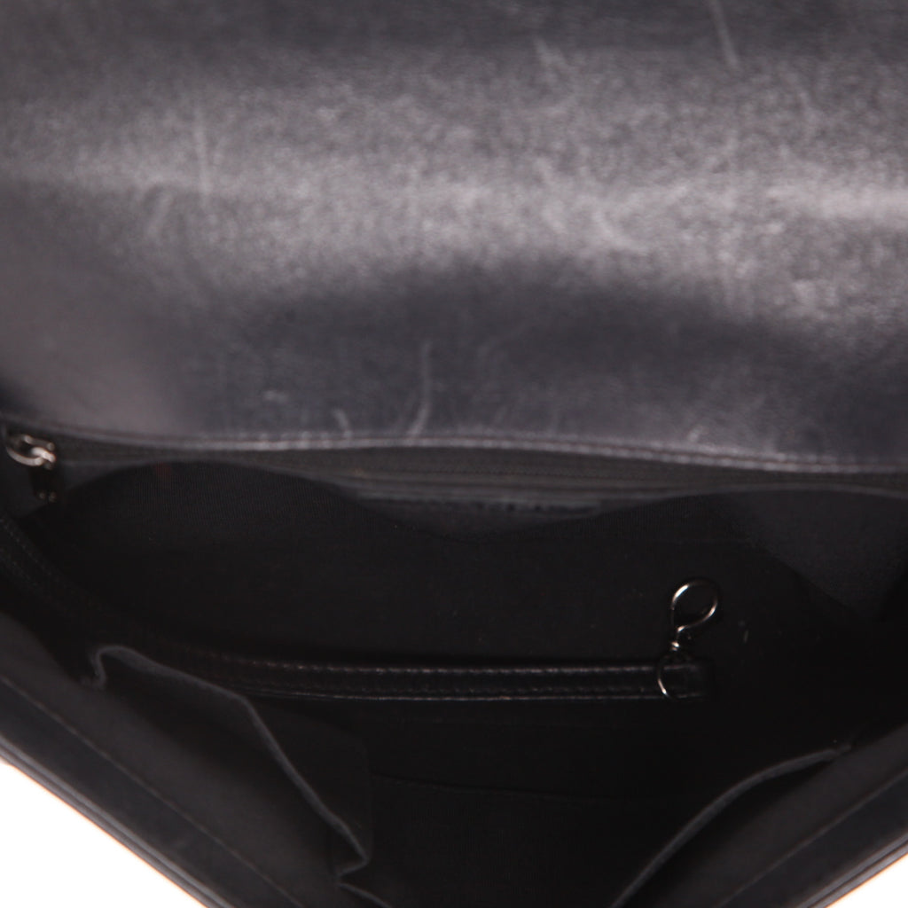 Chanel Boy large model shoulder bag in black quilted leather - DETAIL 3