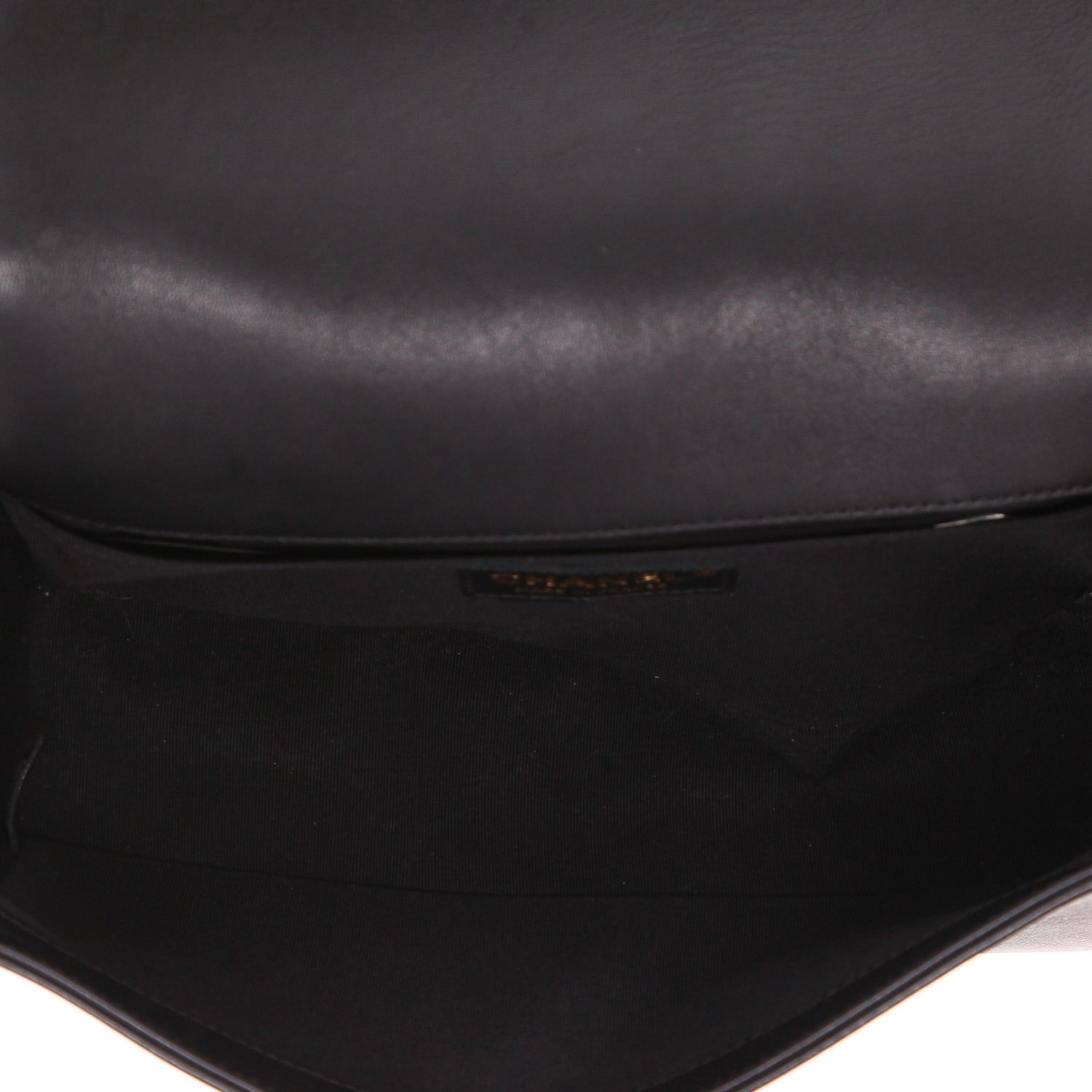 Chanel Boy shoulder bag in black and gold braided leather - DETAIL 3