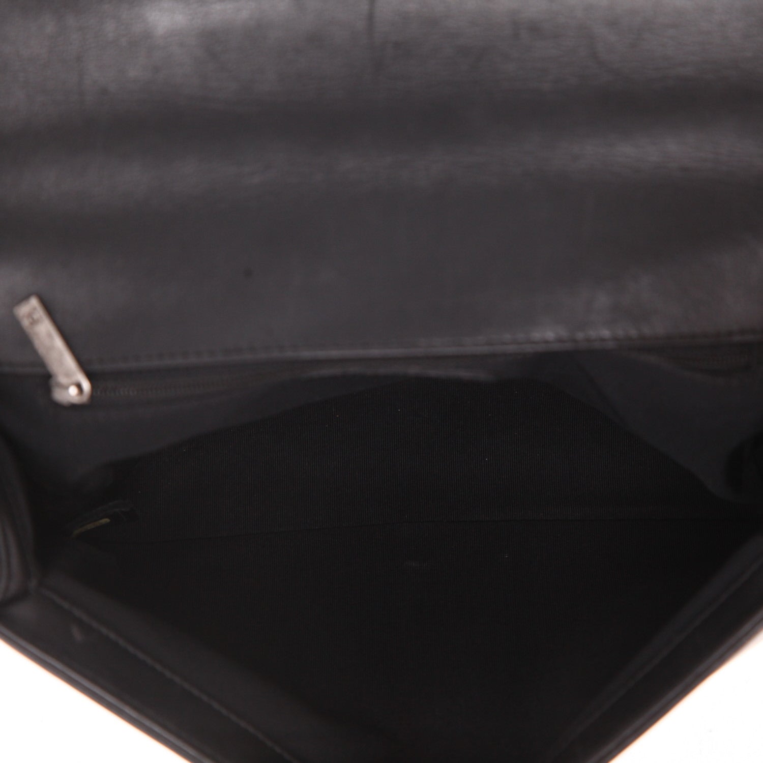 Chanel Boy large model shoulder bag in black quilted leather - DETAIL 3