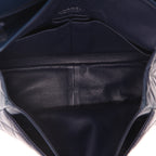 Chanel 2.55 handbag in navy blue quilted leather - DETAIL 3