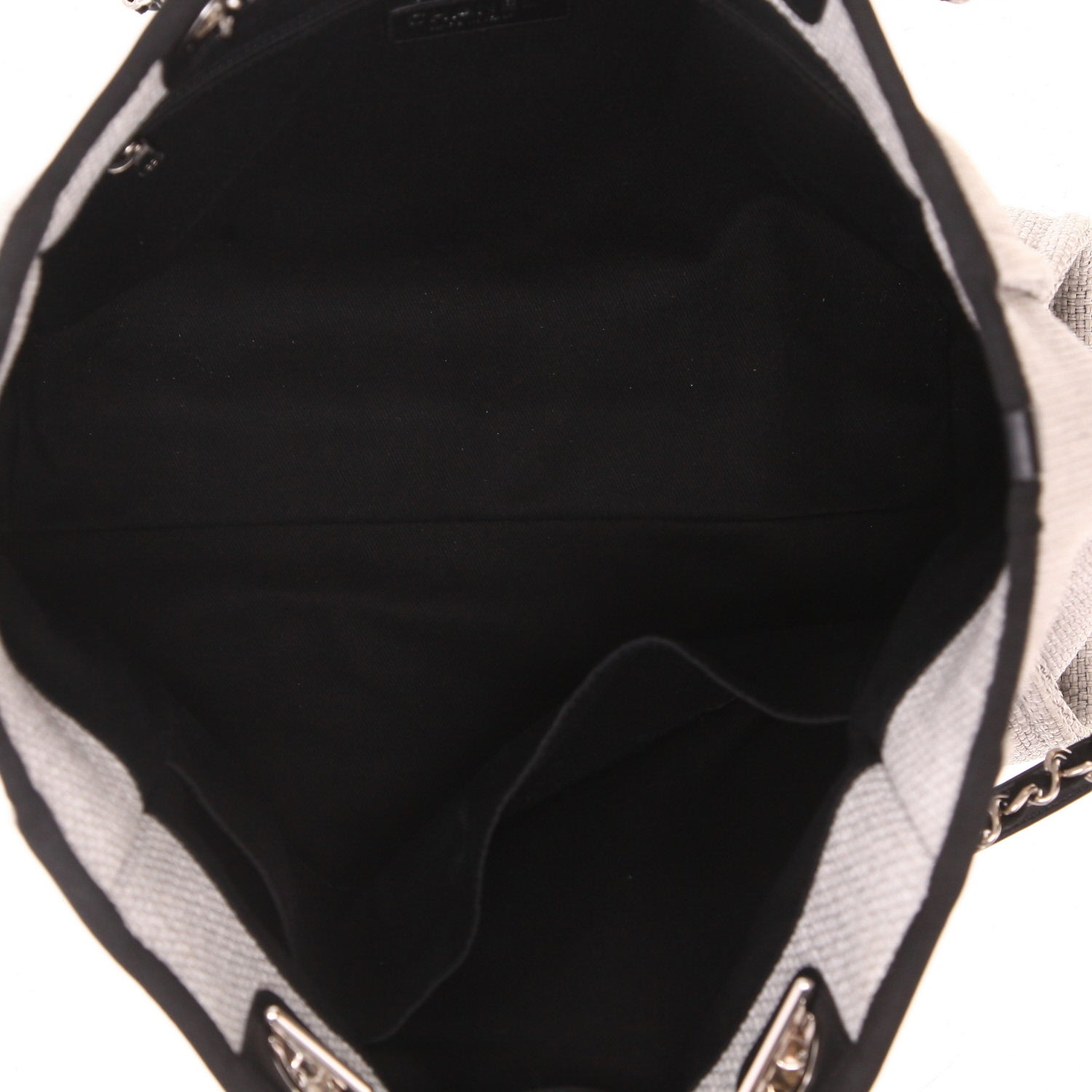 Chanel Deauville shopping bag in grey canvas and black leather - DETAIL 3