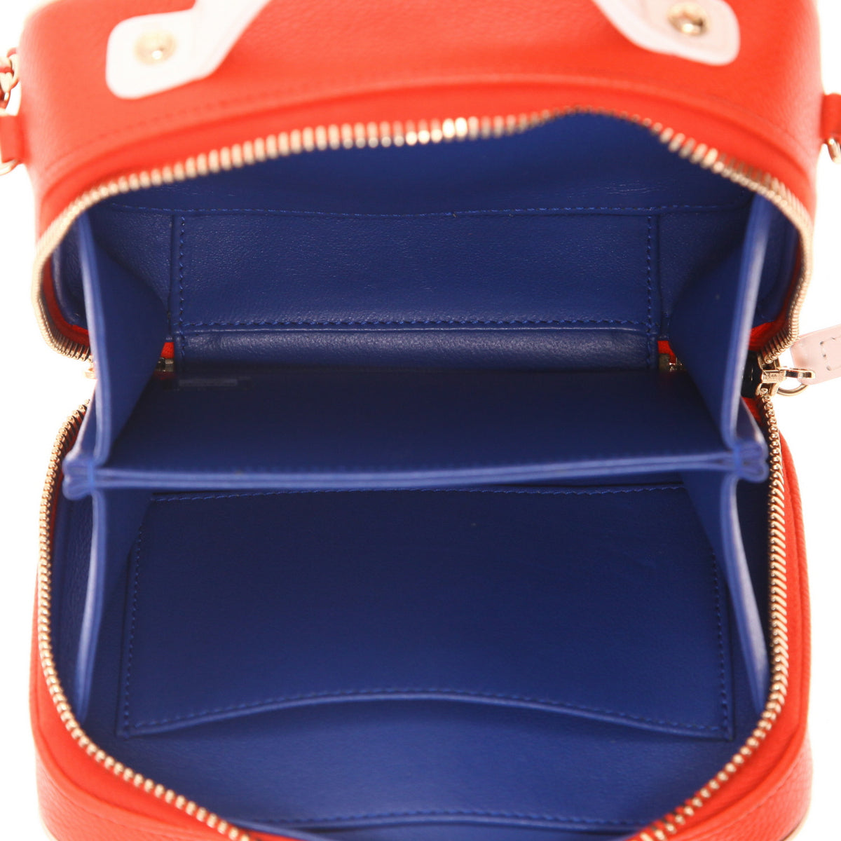 Chanel Filigree Vanity Case shoulder bag in blue, white and red quilted grained leather - DETAIL 3