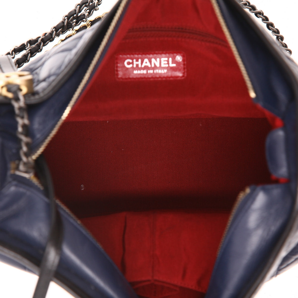 Chanel Gabrielle medium model shoulder bag in blue quilted leather and black smooth leather - DETAIL 3