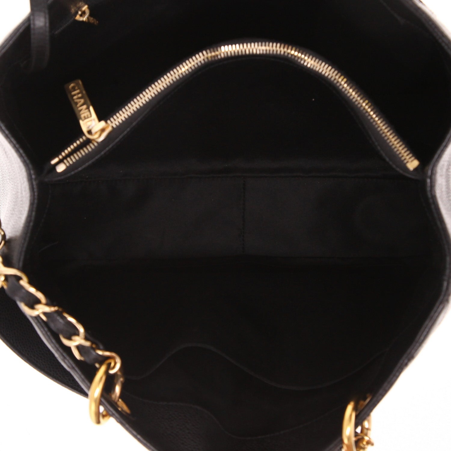 Chanel GST Shopping Tote Bag in Noir quilted grained leather - DETAIL 3