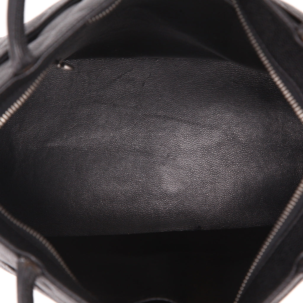 Chanel Medaillon handbag in black quilted grained leather - DETAIL 3