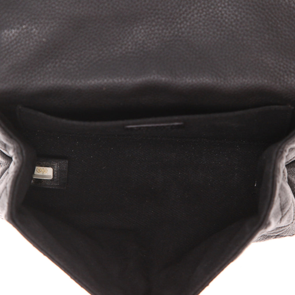 Chanel Pochette ceinture clutch-belt in black grained leather - DETAIL 3