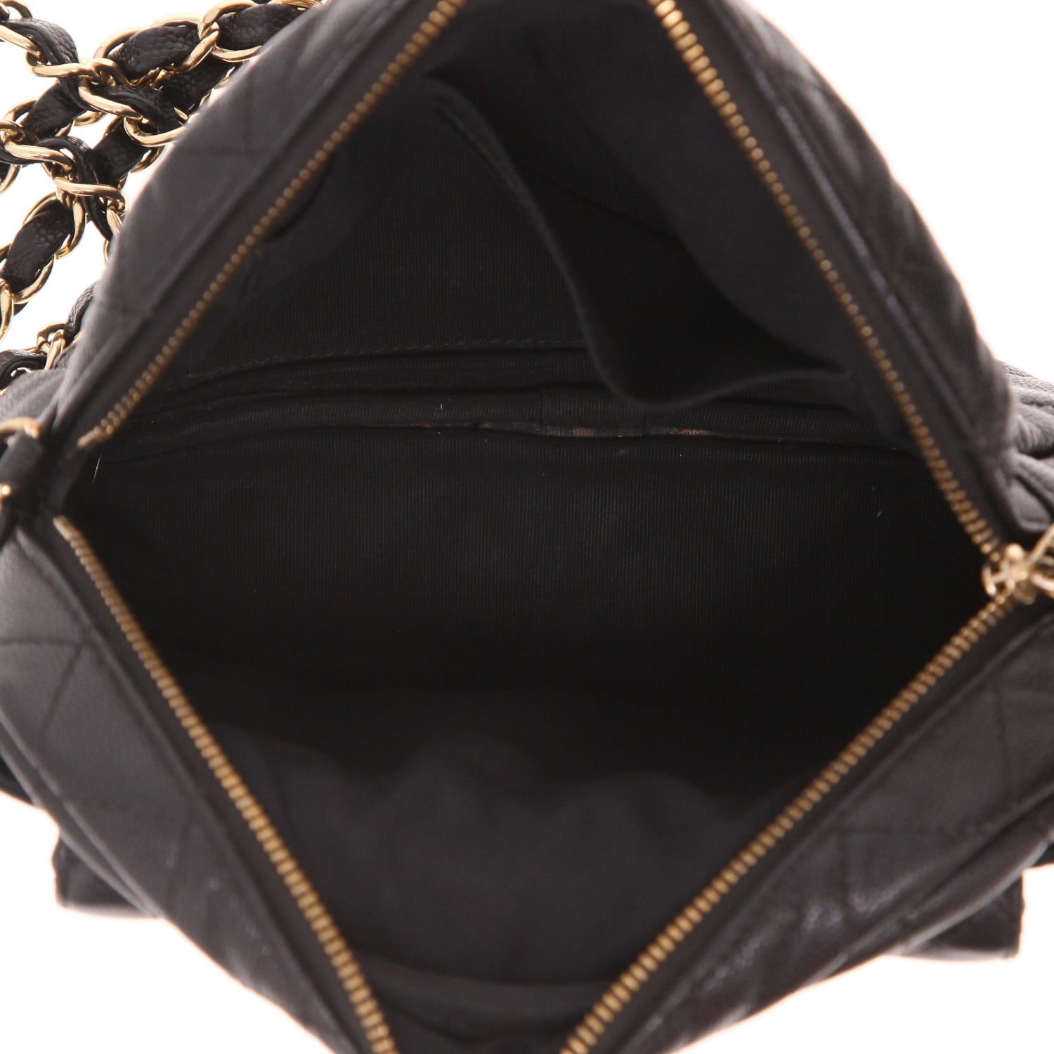 Chanel shoulder bag in black quilted grained leather - DETAIL 3