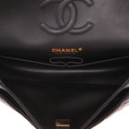 Chanel Timeless Classic handbag in black and white quilted leather - DETAIL 3