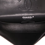 Chanel Timeless Classic handbag in black quilted grained leather - DETAIL 3