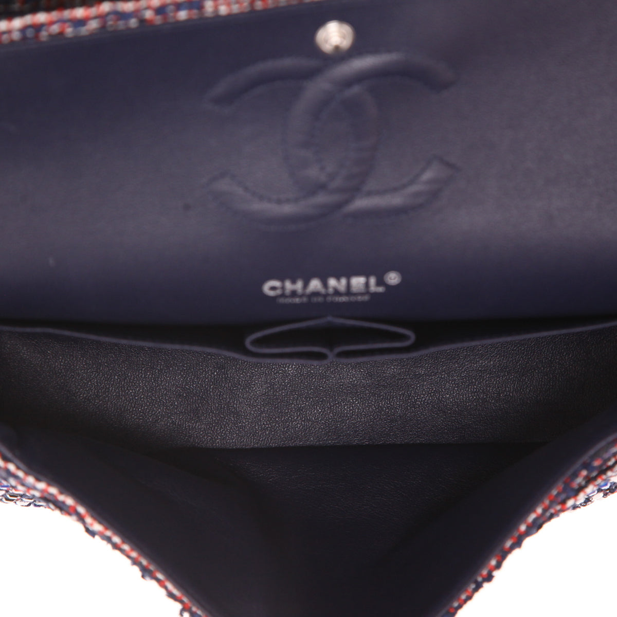 Chanel Timeless Classic handbag in blue and red tweed - DETAIL 3