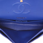 Chanel Timeless Classic handbag in blue quilted grained leather - DETAIL 3