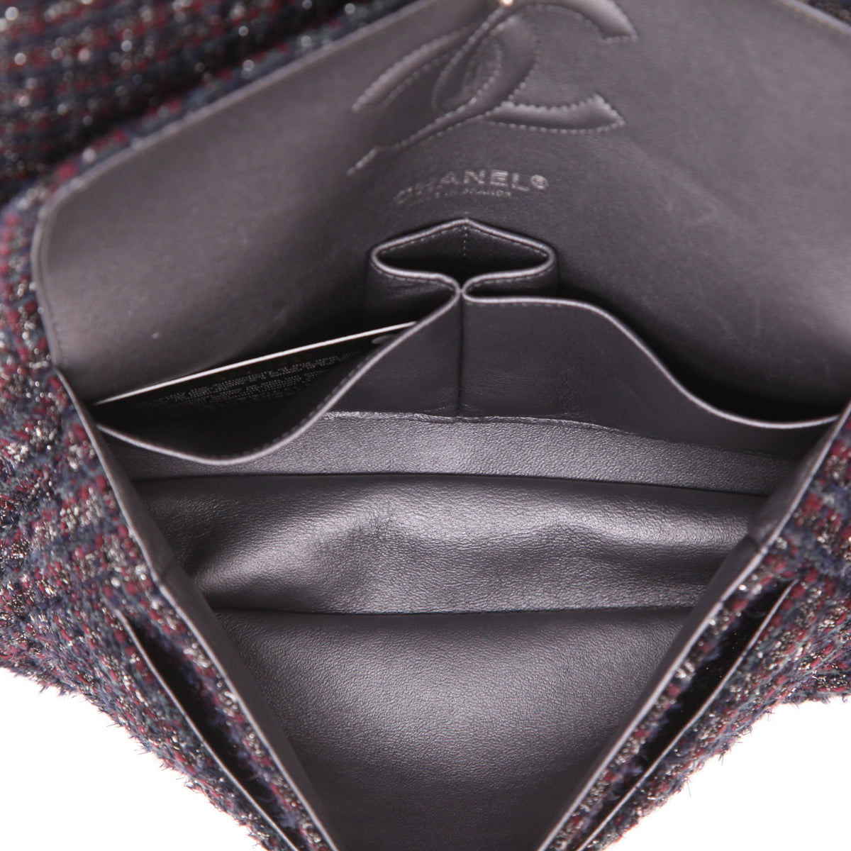 Chanel Timeless Classic handbag in navy blue and burgundy tweed - DETAIL 3