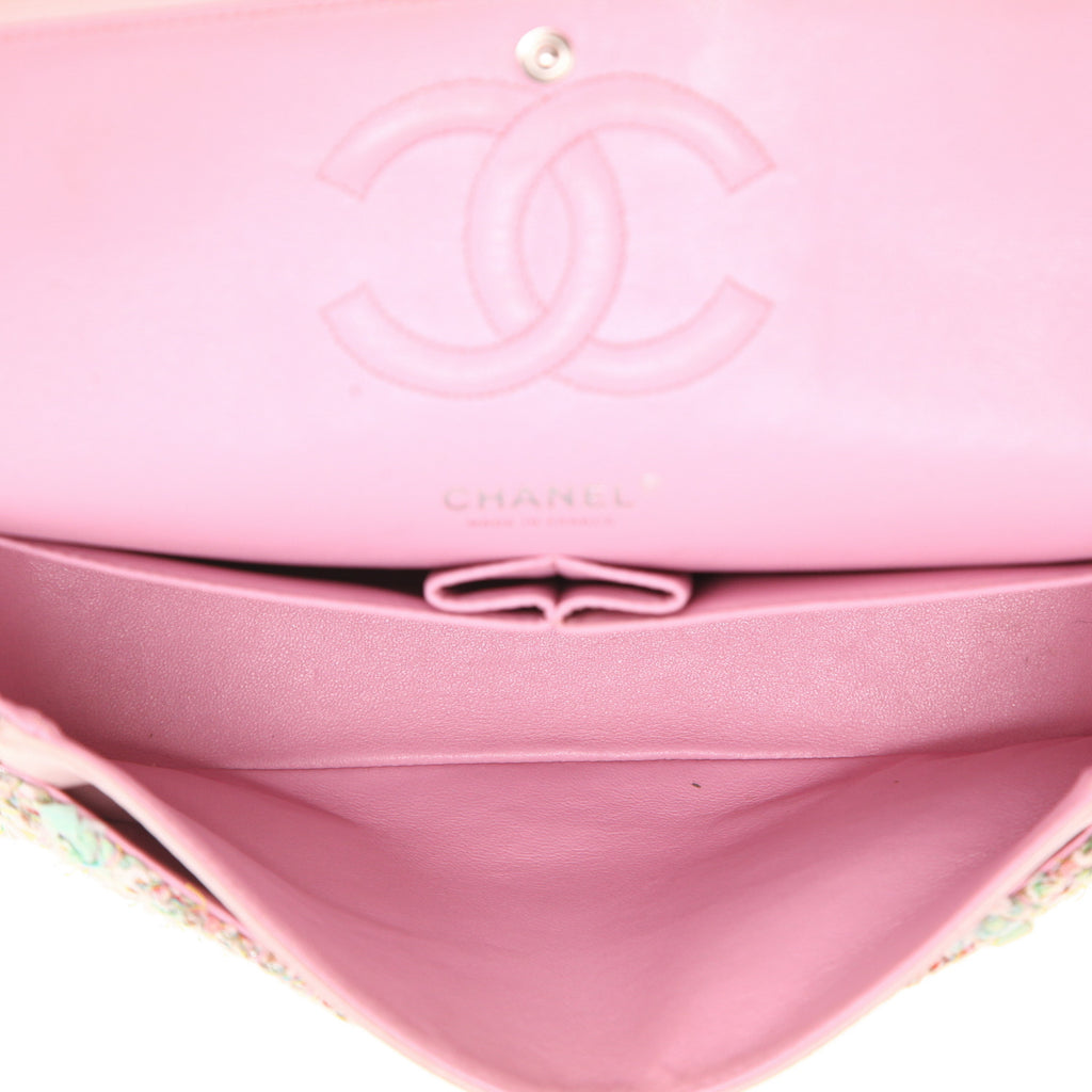 Chanel Timeless Classic handbag in pink and green tweed - DETAIL 3