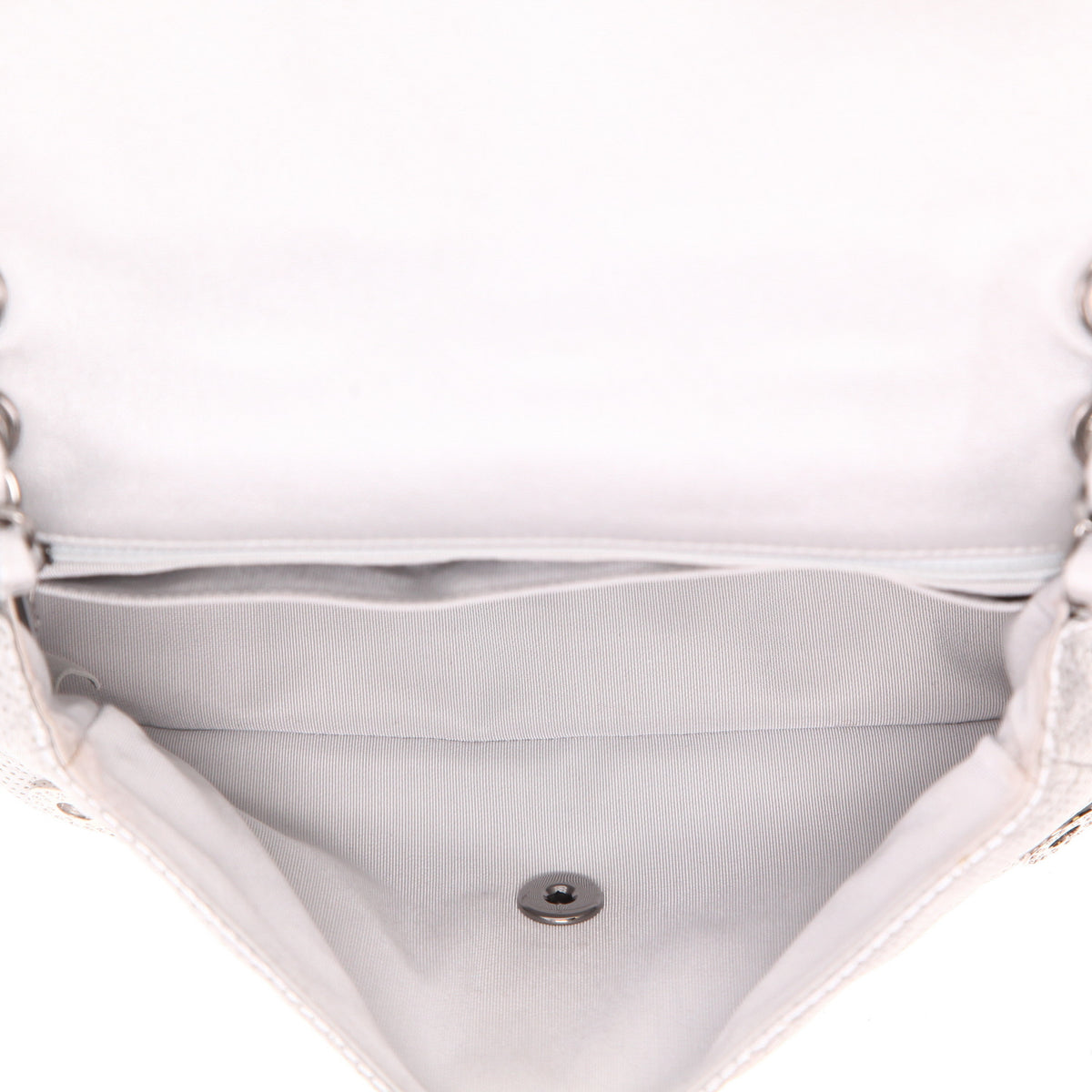 Chanel Timeless handbag in silver quilted leather - DETAIL 3