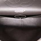 Chanel Timeless Jumbo handbag in grey quilted grained leather - DETAIL 3