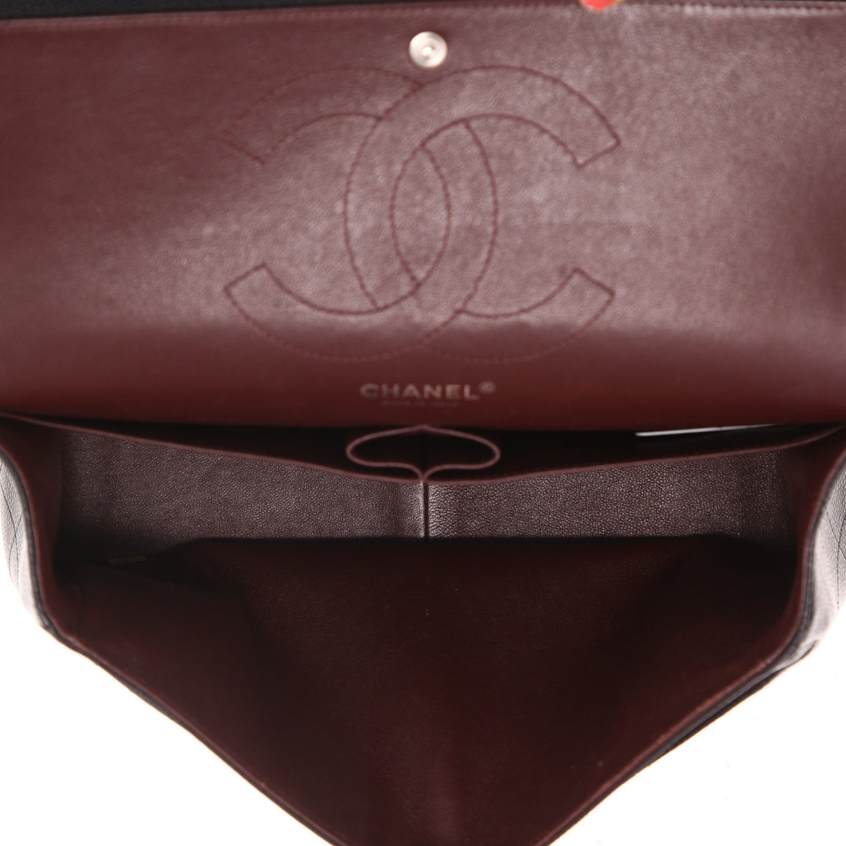 Chanel Timeless Jumbo shoulder bag in black quilted grained leather - DETAIL 3