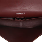 Chanel Timeless Jumbo shoulder bag in black quilted leather - DETAIL 3