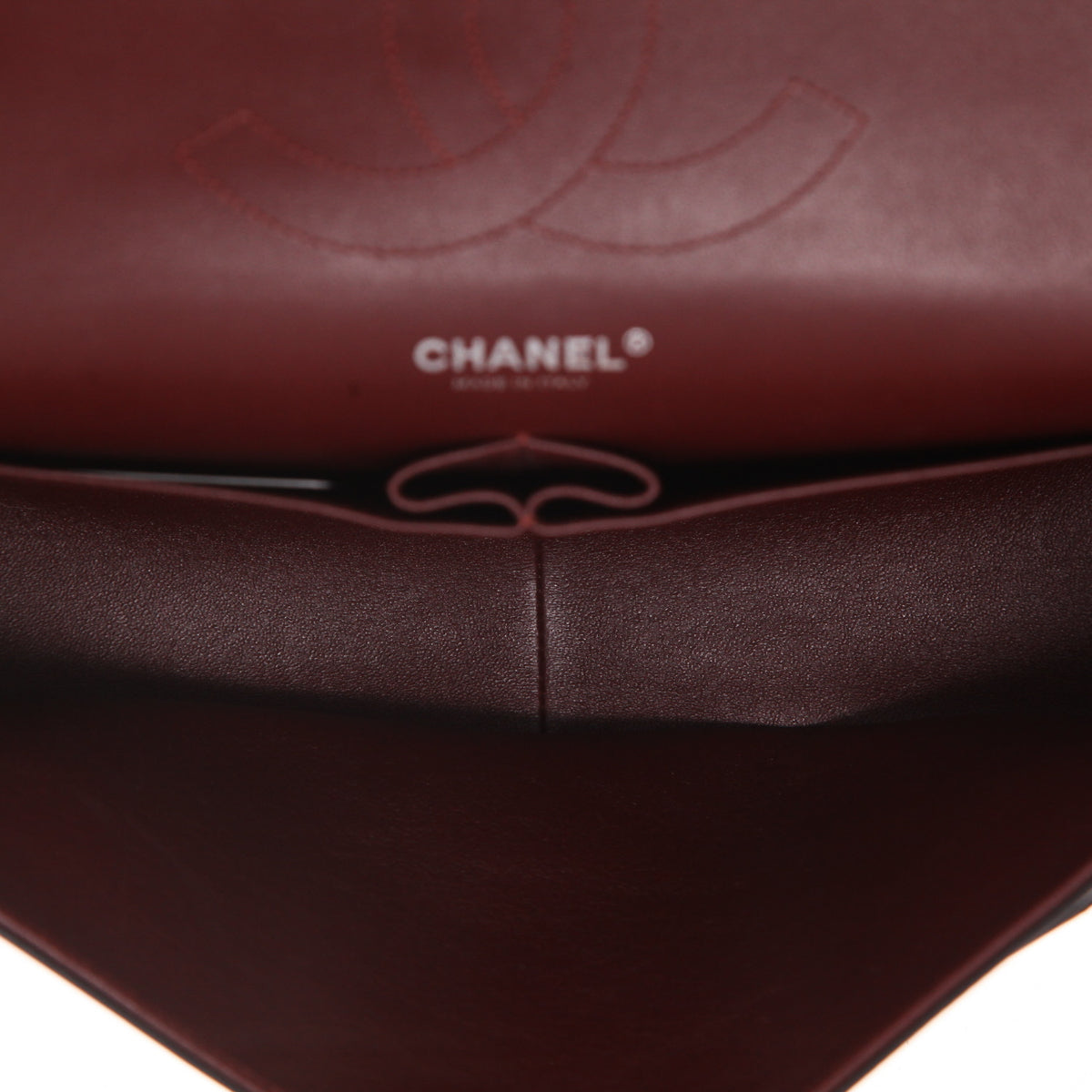 Chanel Timeless Jumbo shoulder bag in black quilted leather - DETAIL 3