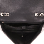 Chanel Timeless Jumbo shoulder bag in black quilted grained leather - DETAIL 3