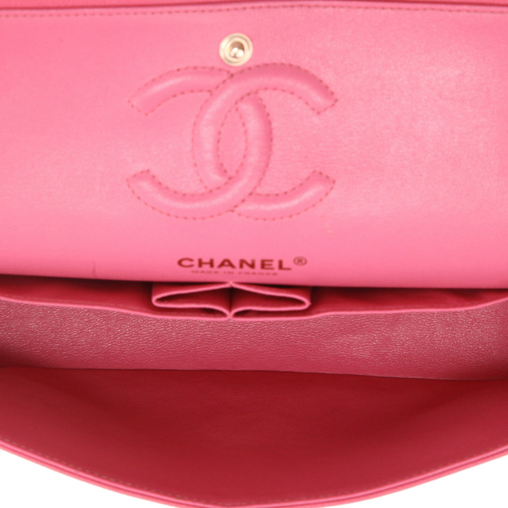 Chanel Timeless Petit shoulder bag in pink quilted leather - DETAIL 3
