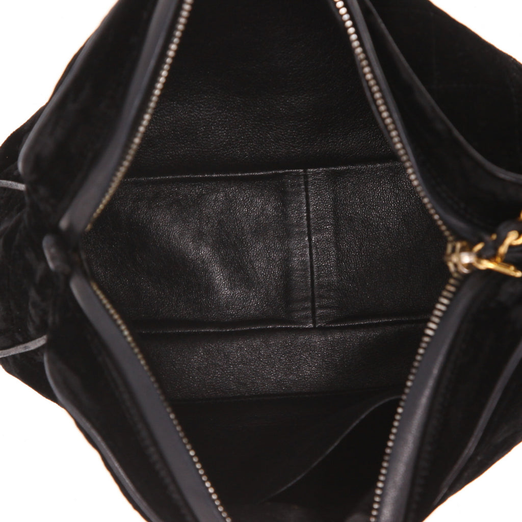 Chanel Vintage shoulder bag in black velvet - DETAIL 3