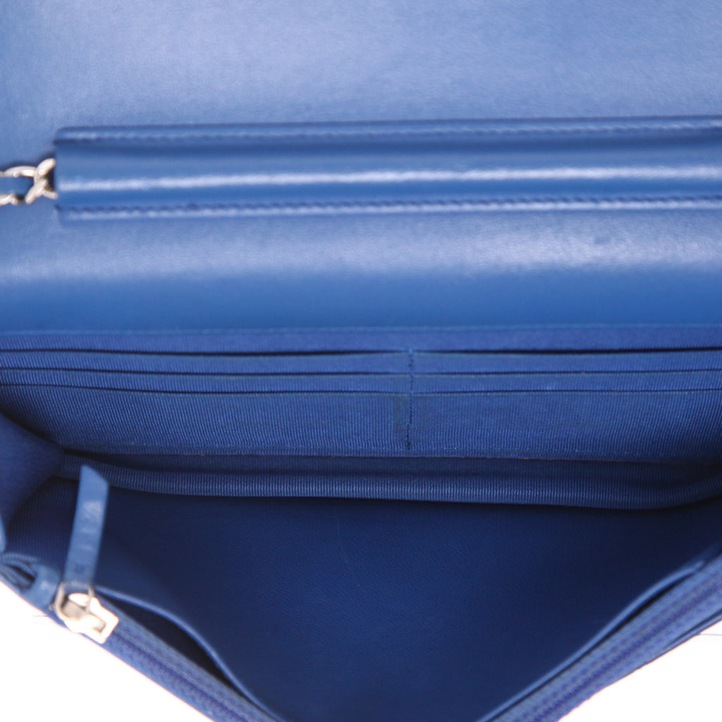 Chanel Wallet on Chain shoulder bag in blue quilted leather - DETAIL 3
