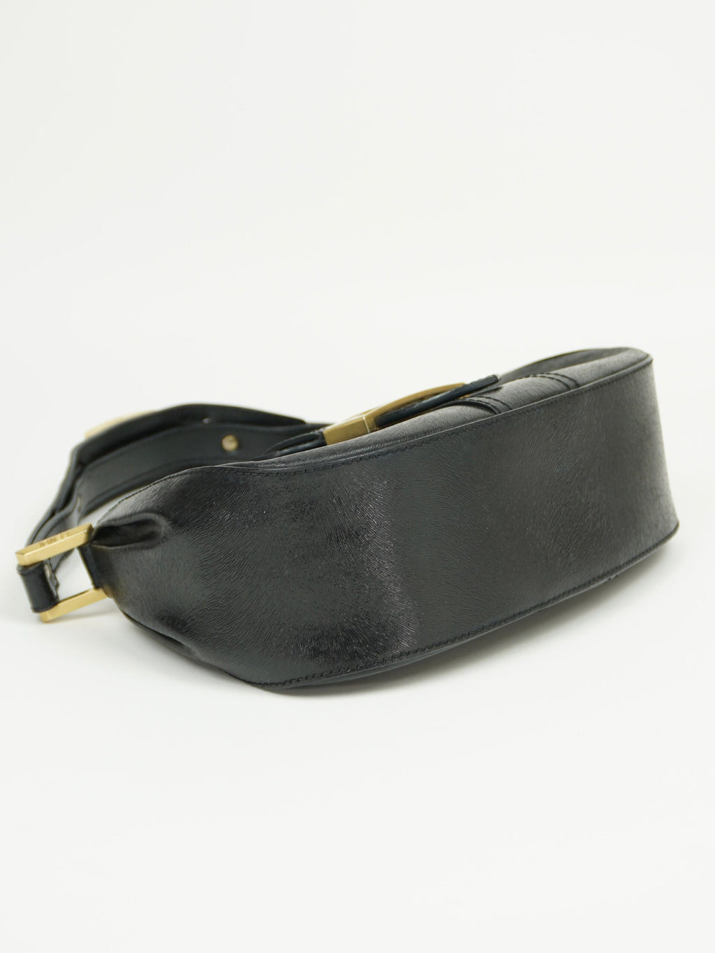 FENDI LEATHER BAG WITH GOLD HARDWARE