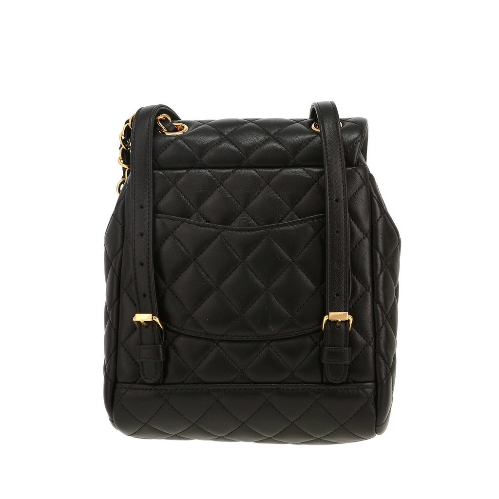 Chanel Timeless backpack in black quilted leather - DETAIL 4
